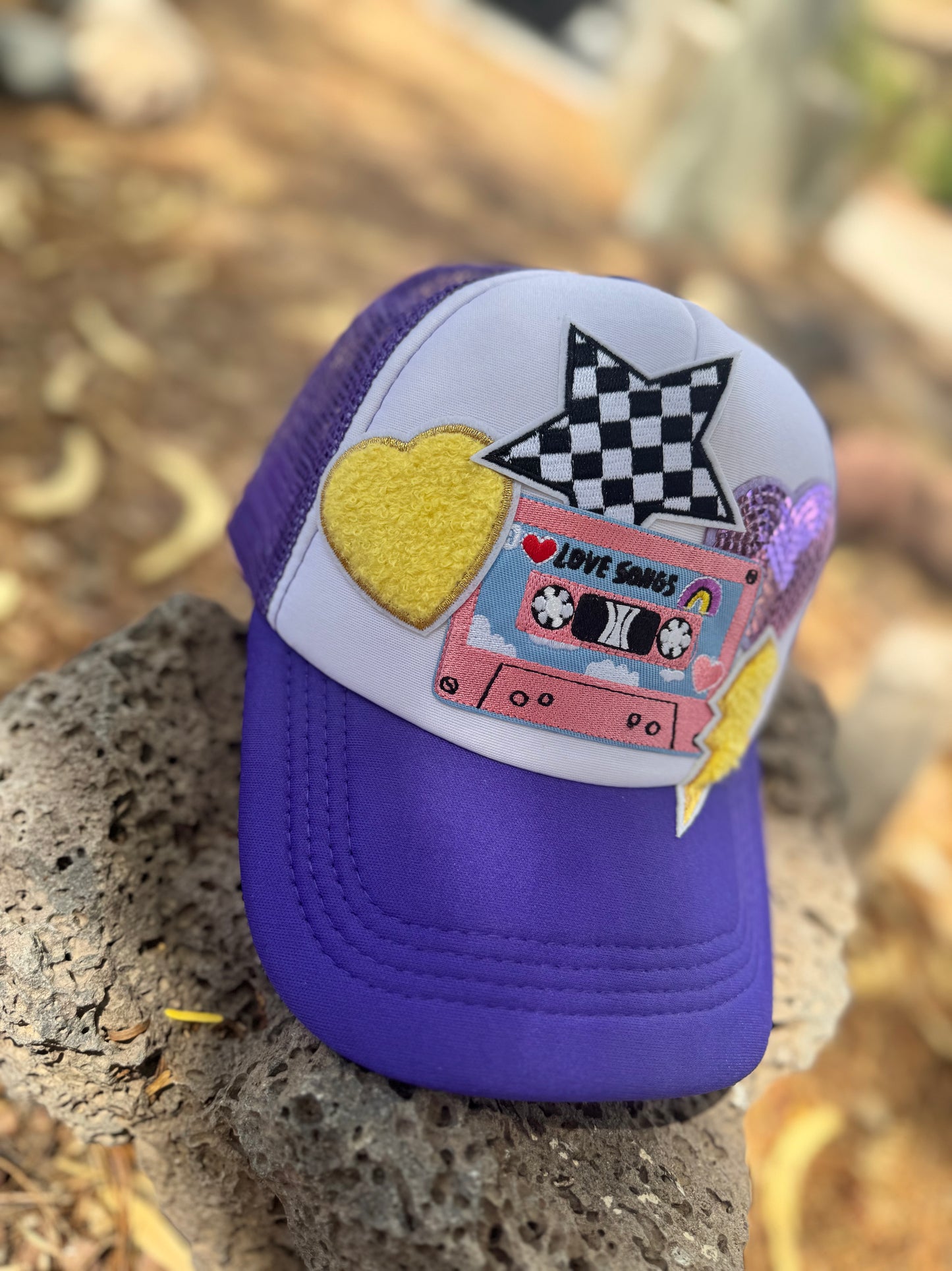 ๐ถ Love Songs Trucker Hat โ 80s Vibes Edition ๐ถ