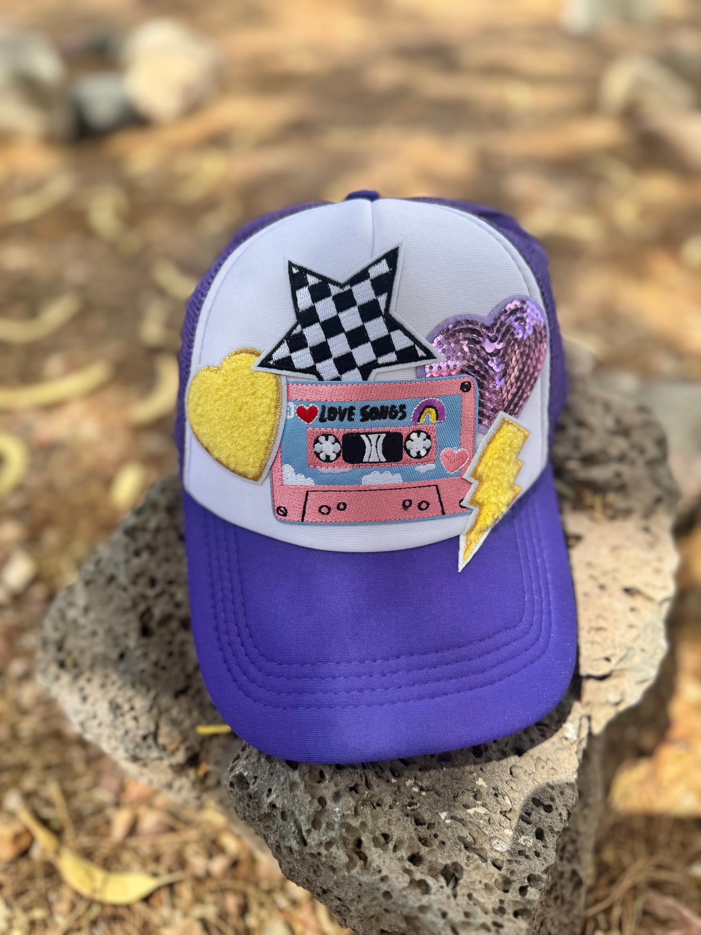 ๐ถ Love Songs Trucker Hat โ 80s Vibes Edition ๐ถ