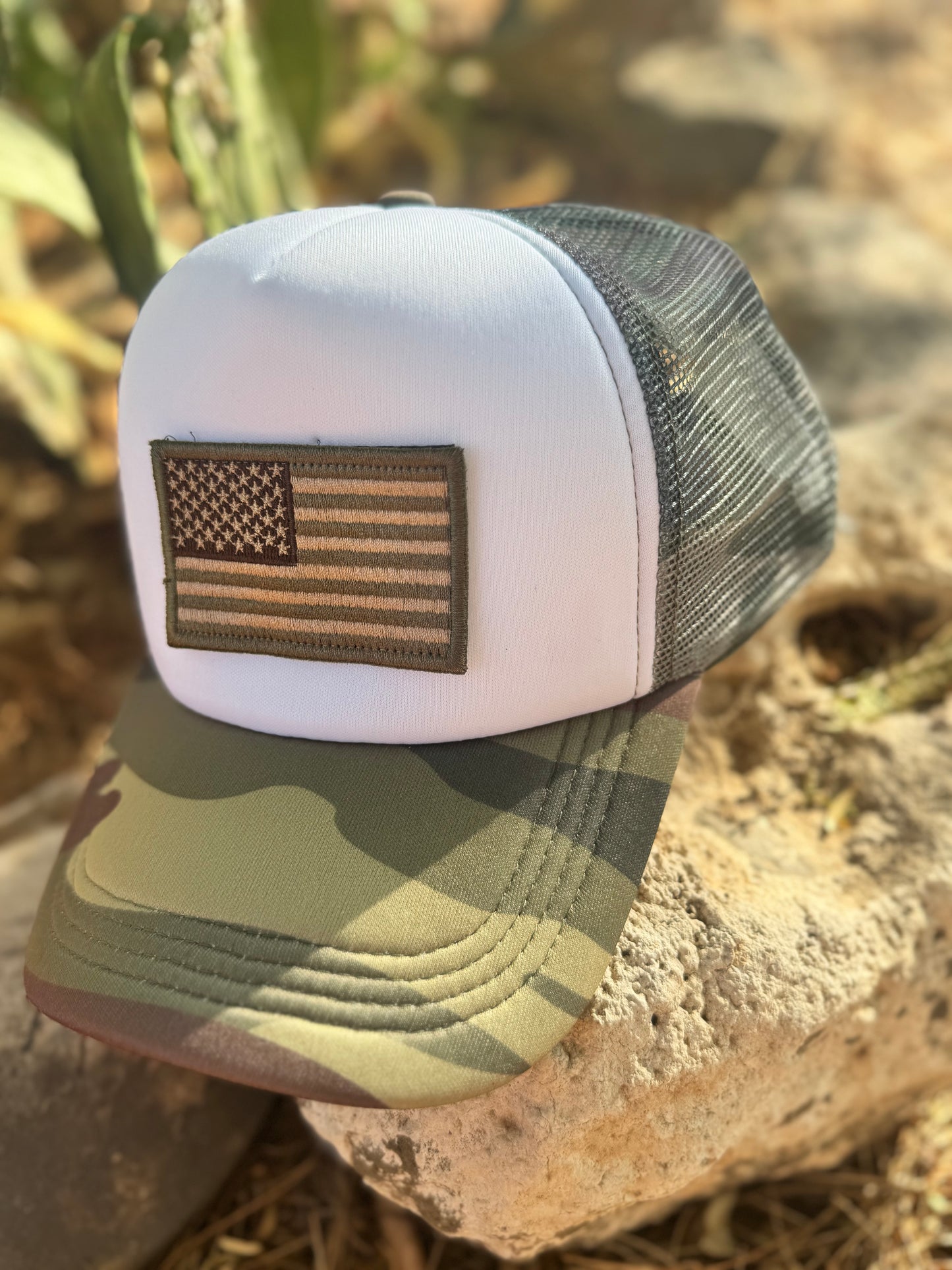 Camo Flag Trucker Hat – Rugged & Stylish