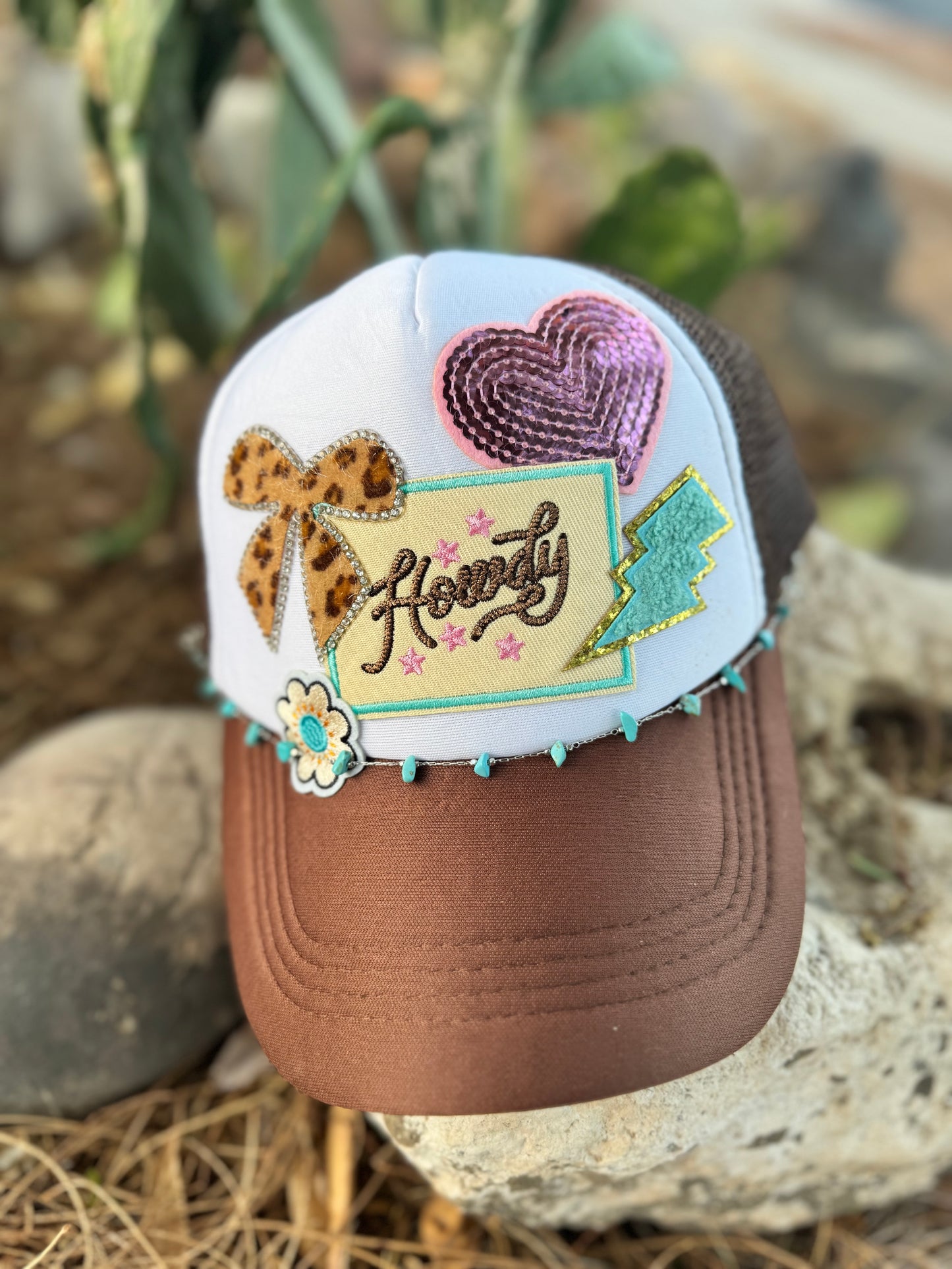 Electric howdy trucker hat