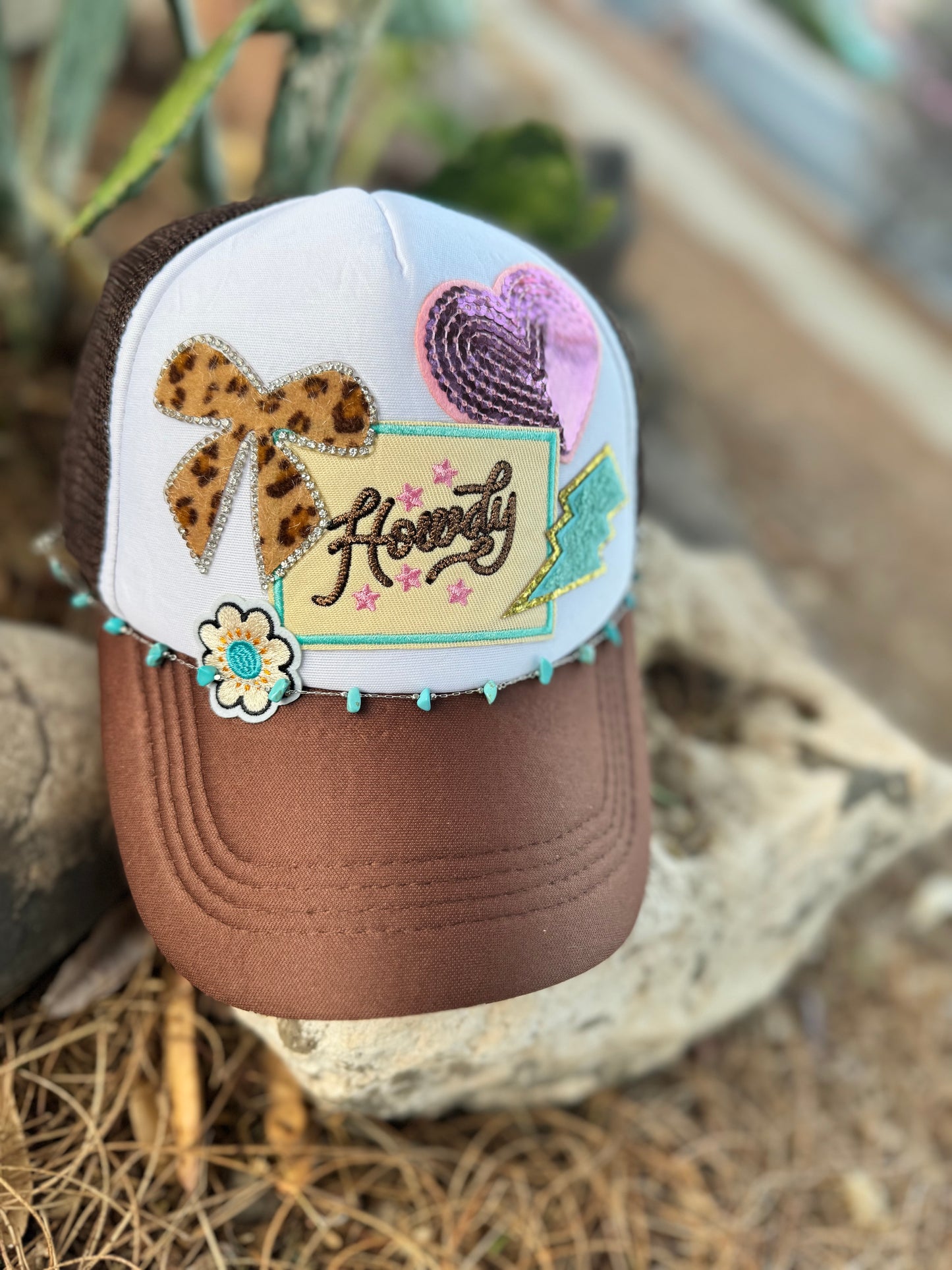 Electric howdy trucker hat