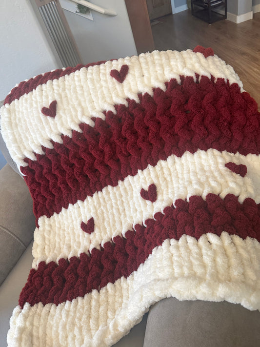 Valentine’s Day chunky knit blanket