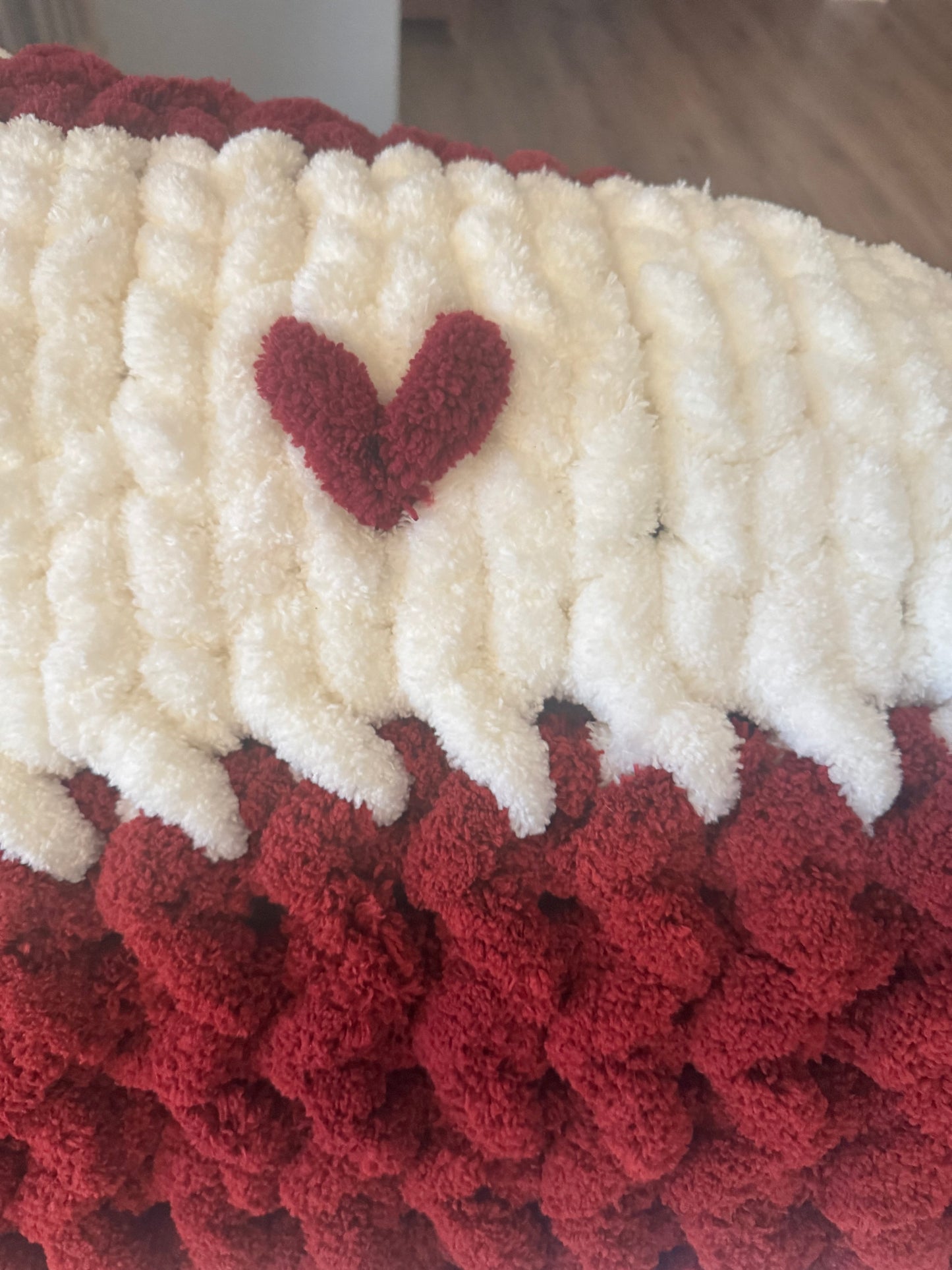 Valentine’s Day chunky knit blanket